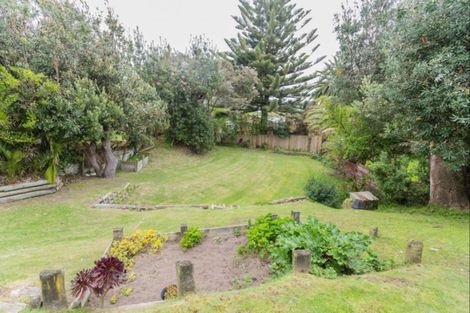 Photo of property in 149 Kahukura Avenue, Waitarere Beach, Levin, 5510