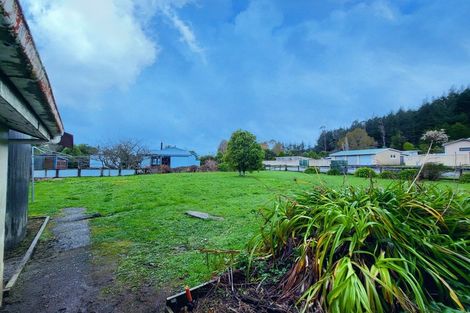 Photo of property in 2 Golf Links Road, Kaiata, Greymouth, 7805