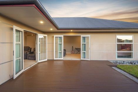 Photo of property in 70 Rowse Street, Rangiora, 7400