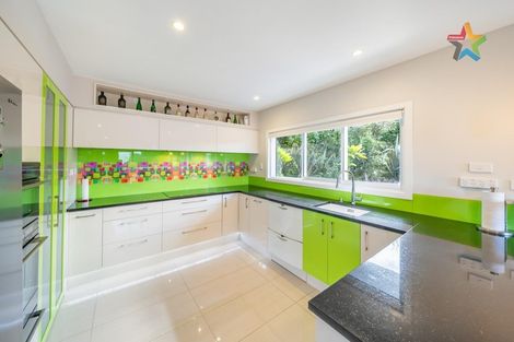 Photo of property in 138 Normandale Road, Normandale, Lower Hutt, 5010