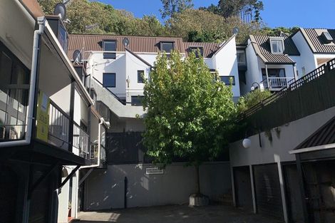 Photo of property in 17/10 Pitarua Street, Thorndon, Wellington, 6011