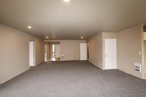 Photo of property in 2 Srah Place, East Tamaki, Auckland, 2013