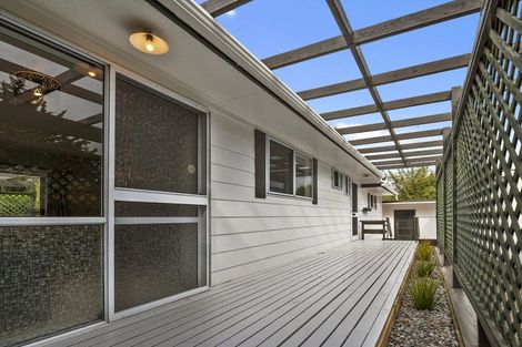 Photo of property in 2/60 Kinloch Road, Kinloch, Taupo, 3377
