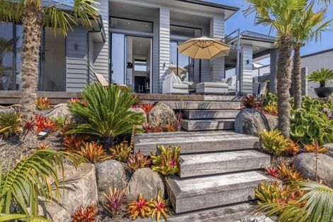 Photo of property in 13 Awatea Drive, Whitianga, 3510