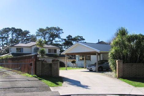 Photo of property in 5 Bedford Street, Te Atatu South, Auckland, 0610