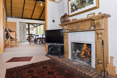 Photo of property in 52 Saddler Road, Muriwai, Gisborne, 4072