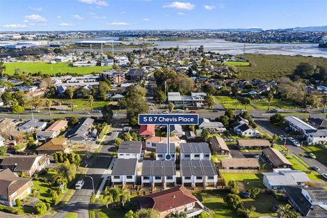 Photo of property in 1/5 Chevis Place, Pakuranga, Auckland, 2010