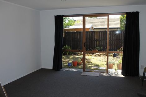 Photo of property in 12 Pohutukawa Place, Ellerslie, Auckland, 1051