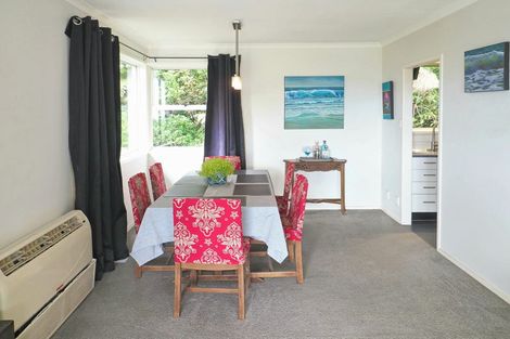 Photo of property in 191 Shaw Road, Oratia, Auckland, 0604