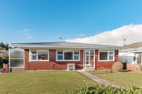 Photo of property in 45 Domett Street, Westport, 7825