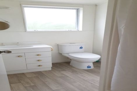 Photo of property in 41 Esther Place, Red Beach, 0932