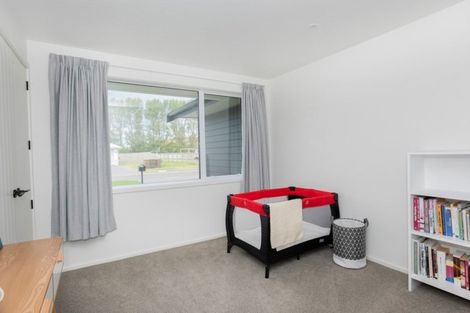 Photo of property in 53 Hamilton Drive, Wainui, Gisborne, 4010