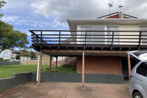 Photo of property in 111 Farquhar Road, Glendene, Auckland, 0602