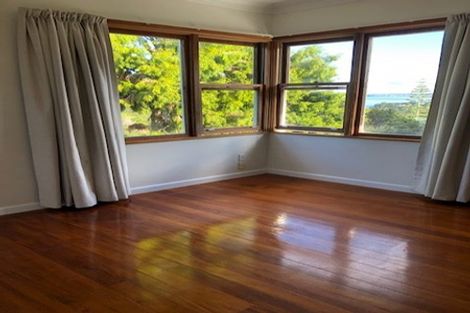 Photo of property in 7 Tinopai Road, Titirangi, Auckland, 0604
