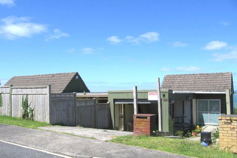 Photo of property in 16 Brigantine Drive, Beach Haven, Auckland, 0626