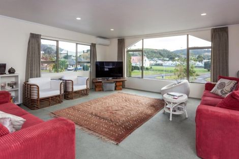 Photo of property in 15 Cory Wright Drive, Tairua, 3508