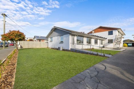 Photo of property in 1/52 North Avon Road, Richmond, Christchurch, 8013
