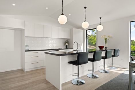 Photo of property in 10 Ella Lane, Green Island, Dunedin, 9018