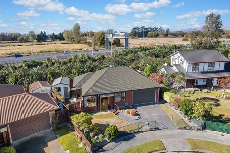 Photo of property in 21 Mulberry Place, Redwood, Christchurch, 8051
