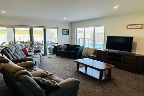Photo of property in 68e Jack Boyd Drive, Mangawhai Heads, Kaiwaka, 0573