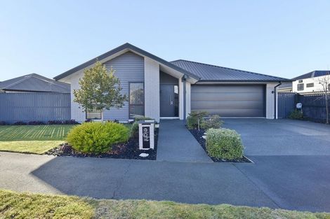 Photo of property in 8 Guyon Street, Marshland, Christchurch, 8083
