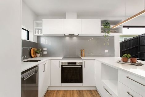 Photo of property in 1/14 Lonsdale Street, New Brighton, Christchurch, 8083