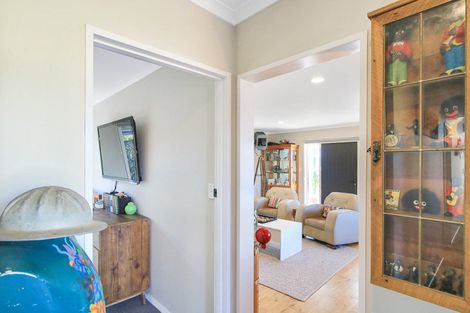 Photo of property in 44 Seabury Avenue, Foxton Beach, Foxton, 4815