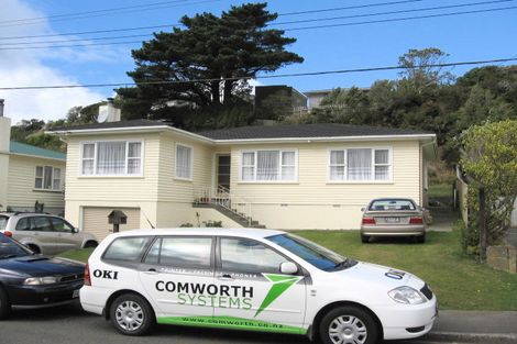 Photo of property in 31 Bancroft Terrace, Newlands, Wellington, 6037