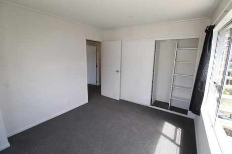Photo of property in 25 Kamara Road, Glen Eden, Auckland, 0602
