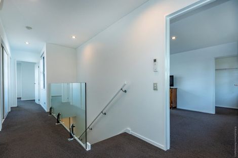 Photo of property in 18 Jennabelle Lane, Halswell, Christchurch, 8025