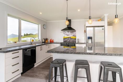 Photo of property in 11 Kens Lane, Sawyers Bay, Port Chalmers, 9023