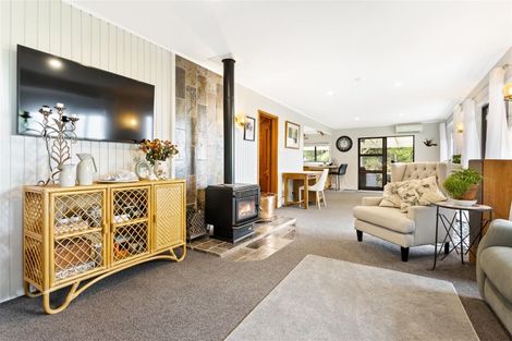 Photo of property in 38 Crows Road, Swanson, Auckland, 0614