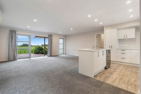 Photo of property in 15 Lowburn Avenue, Waipu, 0510