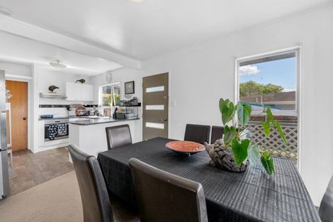 Photo of property in 14 Oreti Place, Clover Park, Auckland, 2019