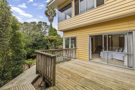 Photo of property in 264 Titirangi Road, Titirangi, Auckland, 0604