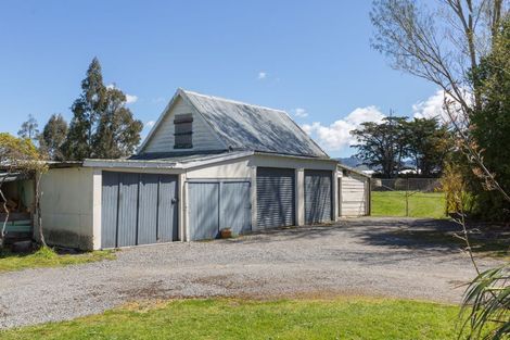 Photo of property in 3363 State Highway 2, Clareville, Carterton, 5713