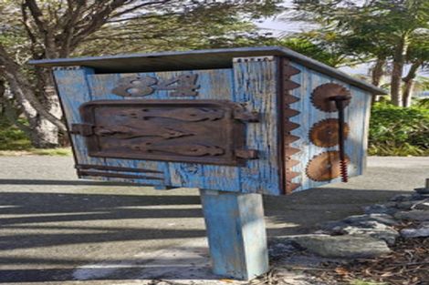 Photo of property in 84 Brick Bay Drive, Sandspit, Warkworth, 0982