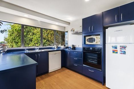 Photo of property in 42b Duncansby Road, Stanmore Bay, Whangaparaoa, 0932