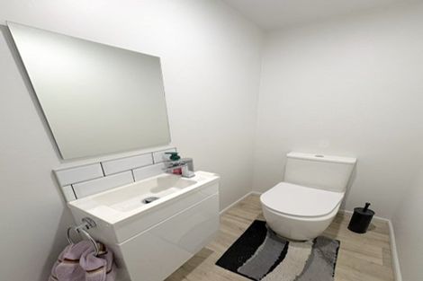Photo of property in 1/72 Epsom Road, Sockburn, Christchurch, 8042