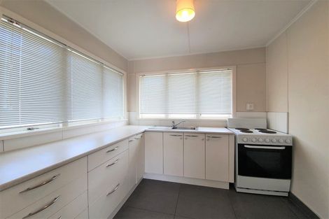 Photo of property in 2/13 Clare Place, Mount Wellington, Auckland, 1060
