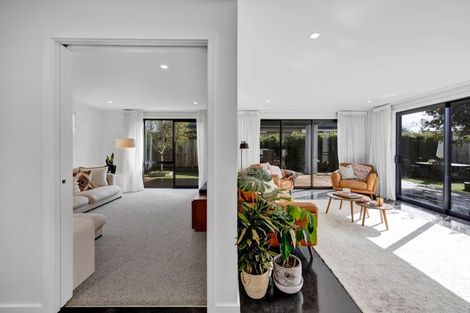 Photo of property in 12a Kauri Street, Merrilands, New Plymouth, 4312