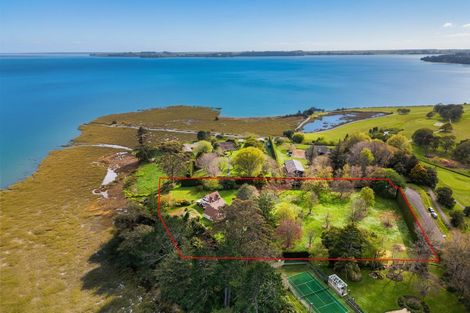 Photo of property in 137 Kayelene Place, Omokoroa, 3114