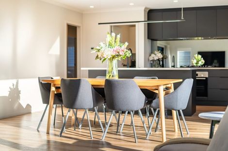 Photo of property in 12 Kaiaho Close, Aotea, Porirua, 5024