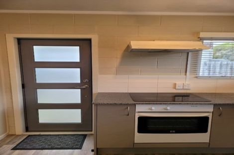 Photo of property in 1/52 Merton Road, St Johns, Auckland, 1072