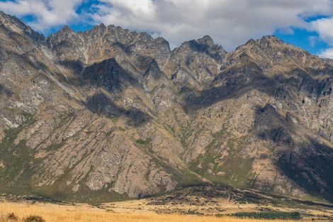 Photo of property in 3 Water Race Lane, Jacks Point, Queenstown, 9371