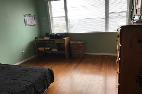 Photo of property in 3 Le Roy Terrace, Birkenhead, Auckland, 0626