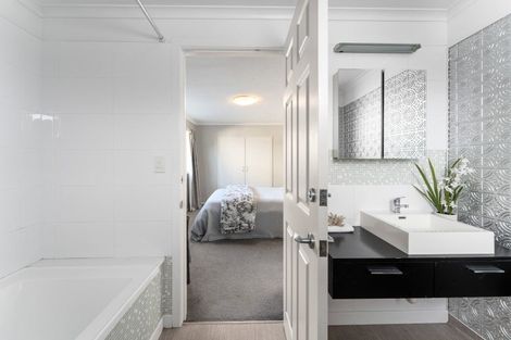 Photo of property in 24 Irvine Street, Mosgiel, 9024