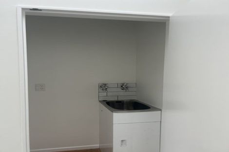 Photo of property in 3 Mitika Way, Strathmore Park, Wellington, 6022