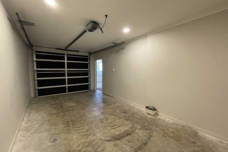 Photo of property in 23 Warbler Crescent, Papakura, 2110