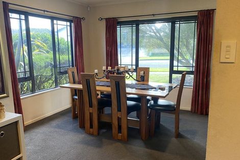 Photo of property in 81 Parnell Heights, Kelvin Grove, Palmerston North, 4414